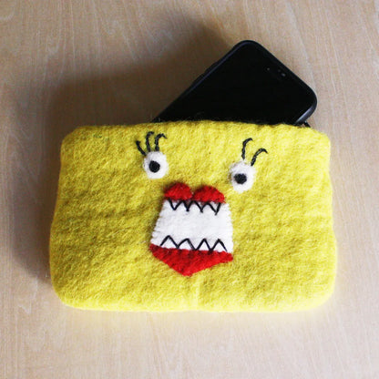 Felt Pouch Dondon Fueru and FRIENDS - lady
