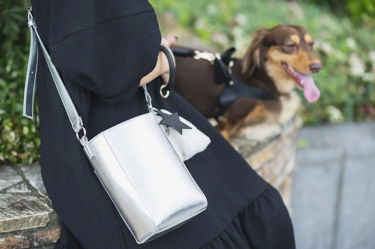 Ensemble Walking Shoulder Bag - silver
