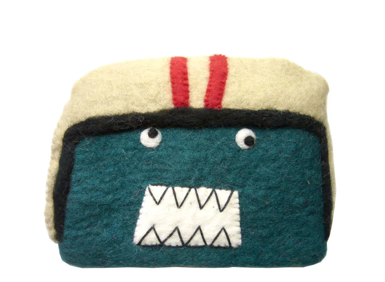Felt Pouch Dondon Fueru and FRIENDS - helmet
