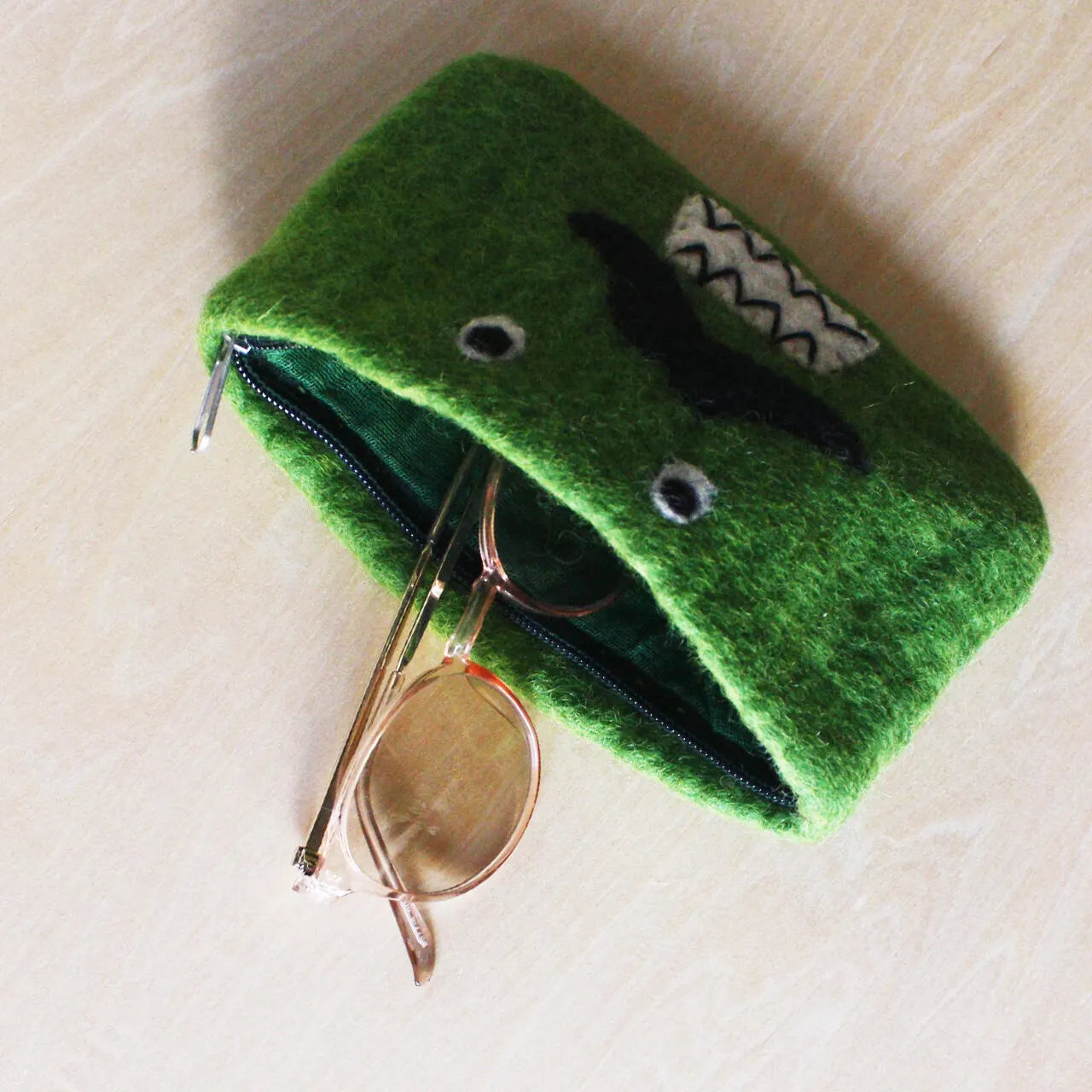 Felt Pouch Dondon Fueru and FRIENDS - Beard