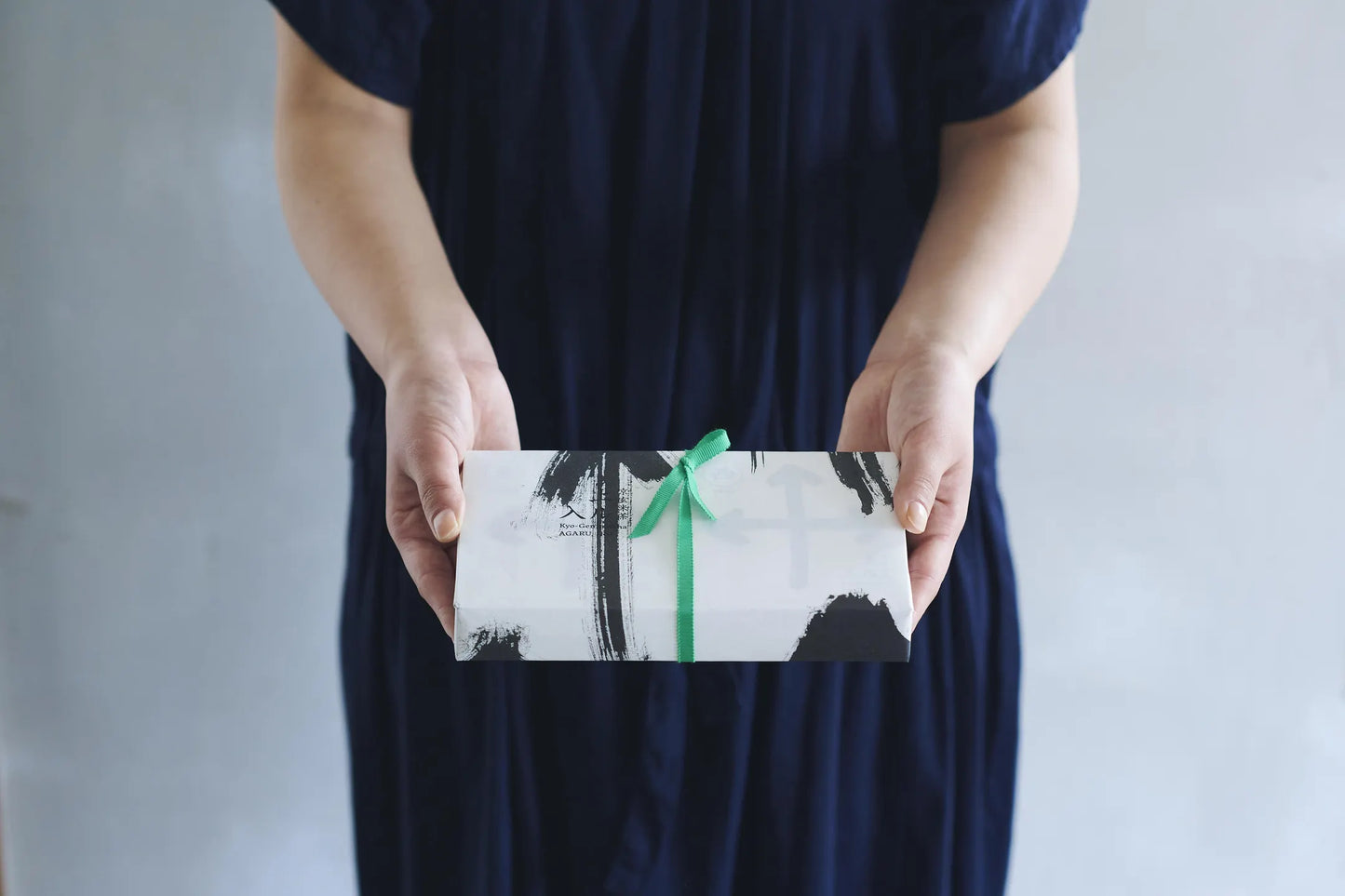 Kyoto Roasted Rice Green Tea Gift Set (East & West 6P)
